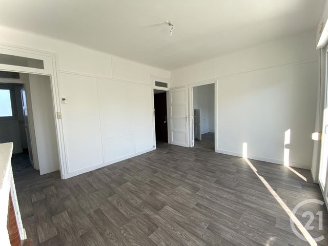 Appartement F4 &agrave; louer - 4 pi&egrave;ces - 77 m2 - Grand Charmont - 25 - FRANCHE-COMTE