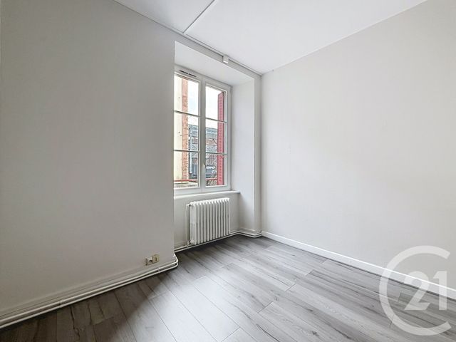 Appartement F2 &agrave; louer - 2 pi&egrave;ces - 58 m2 - Montbeliard - 25 - FRANCHE-COMTE