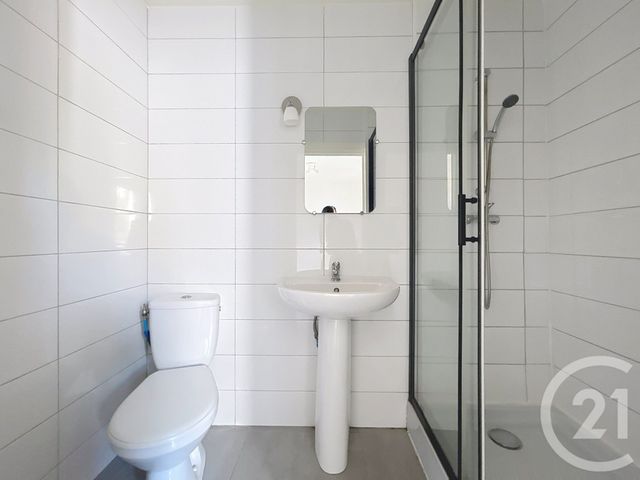 Appartement F2 &agrave; louer - 2 pi&egrave;ces - 25,40 m2 - Montbeliard - 25 - FRANCHE-COMTE