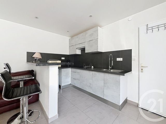 Appartement F2 &agrave; louer - 2 pi&egrave;ces - 40,16 m2 - Montbeliard - 25 - FRANCHE-COMTE