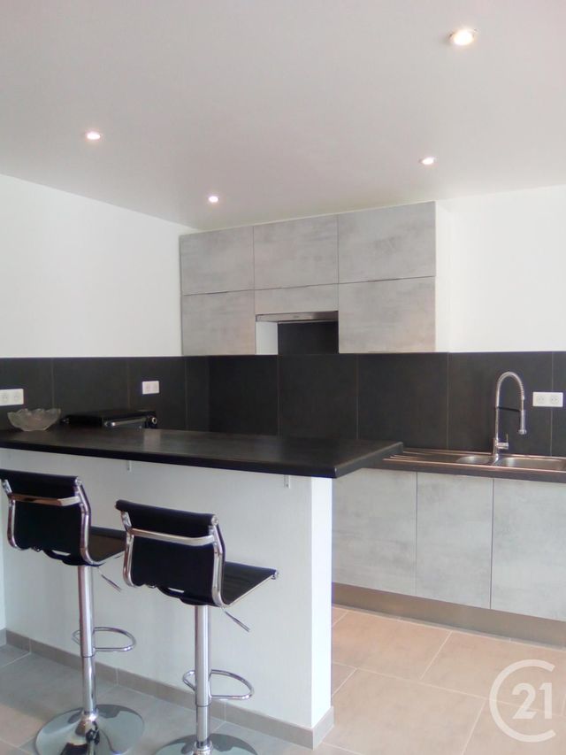 Appartement F2 &agrave; louer - 2 pi&egrave;ces - 40,16 m2 - Montbeliard - 25 - FRANCHE-COMTE