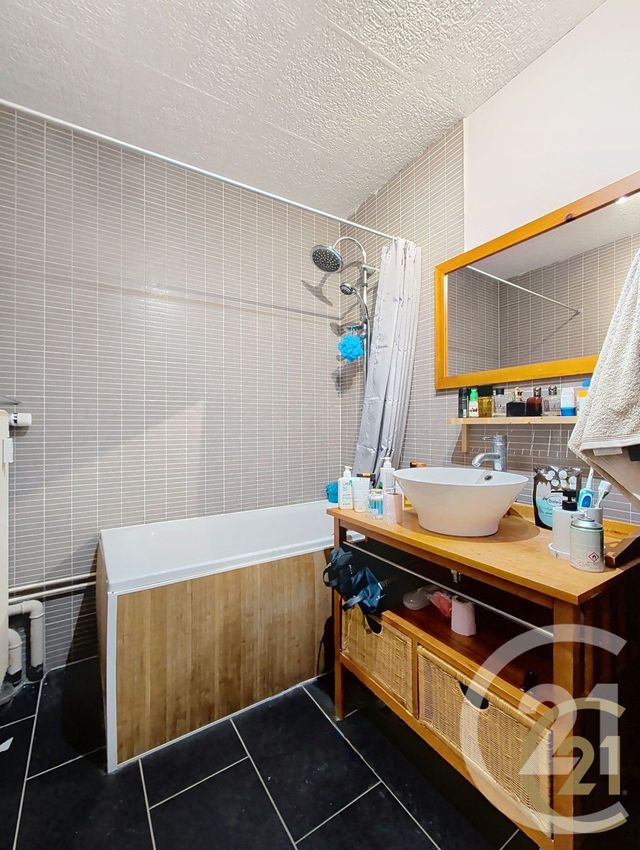 Appartement F2 &agrave; vendre - 2 pi&egrave;ces - 50 m2 - Montbeliard - 25 - FRANCHE-COMTE