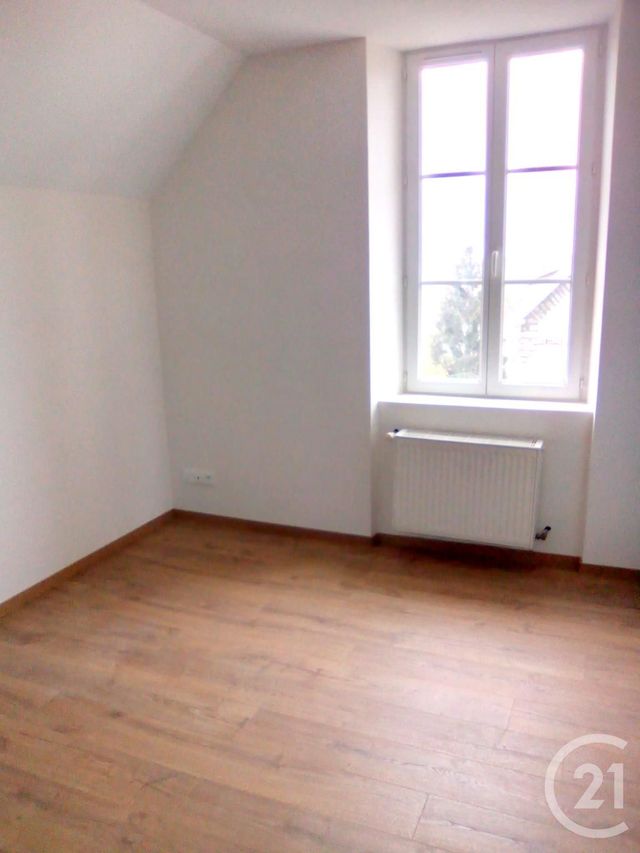 Maison &agrave; louer - 3 pi&egrave;ces - 60 m2 - Fesches Le Chatel - 25 - FRANCHE-COMTE