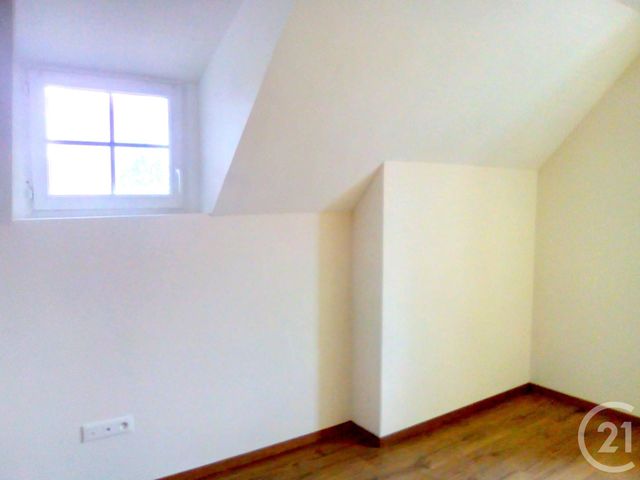 Maison &agrave; louer - 3 pi&egrave;ces - 60 m2 - Fesches Le Chatel - 25 - FRANCHE-COMTE