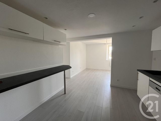 Appartement F3 &agrave; louer - 3 pi&egrave;ces - 60 m2 - Montbeliard - 25 - FRANCHE-COMTE