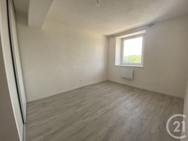 Appartement F3 &agrave; louer - 3 pi&egrave;ces - 60 m2 - Montbeliard - 25 - FRANCHE-COMTE