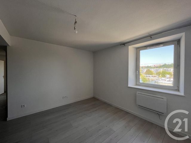 Appartement F3 &agrave; louer - 3 pi&egrave;ces - 60 m2 - Montbeliard - 25 - FRANCHE-COMTE