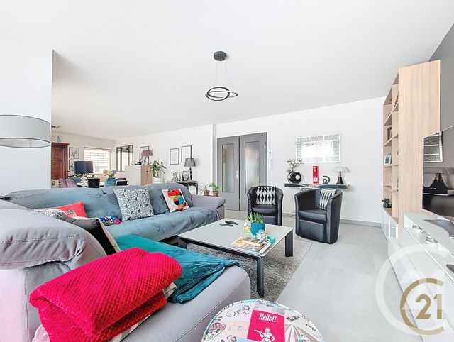 Appartement F6 &agrave; vendre - 6 pi&egrave;ces - 119,06 m2 - Montbeliard - 25 - FRANCHE-COMTE