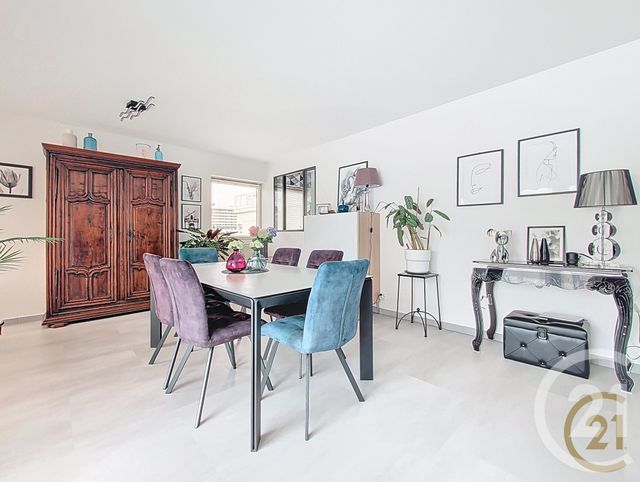 Appartement F6 &agrave; vendre - 6 pi&egrave;ces - 119,06 m2 - Montbeliard - 25 - FRANCHE-COMTE