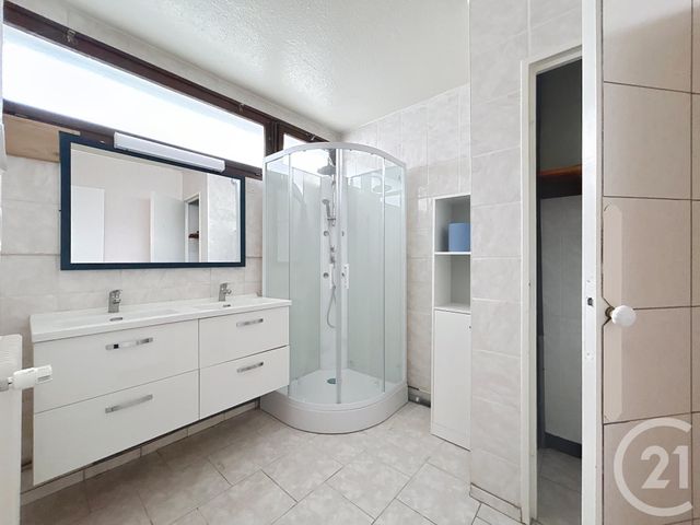 Appartement F4 &agrave; louer - 4 pi&egrave;ces - 78,16 m2 - Montbeliard - 25 - FRANCHE-COMTE