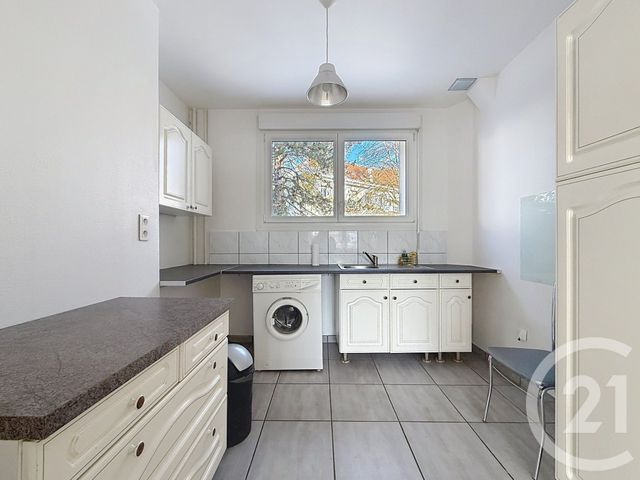 Appartement F1 &agrave; louer - 1 pi&egrave;ce - 35,22 m2 - Montbeliard - 25 - FRANCHE-COMTE