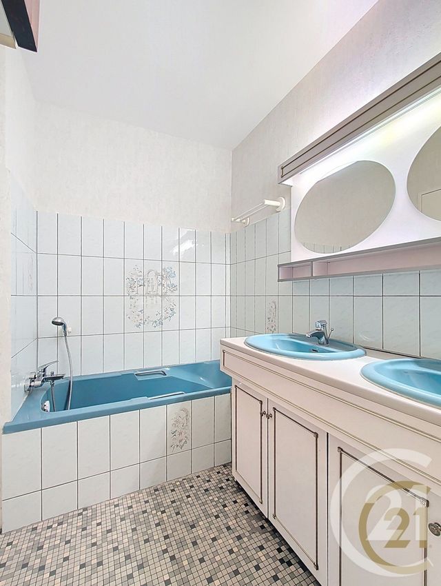 Appartement F4 &agrave; vendre - 4 pi&egrave;ces - 75,94 m2 - Audincourt - 25 - FRANCHE-COMTE