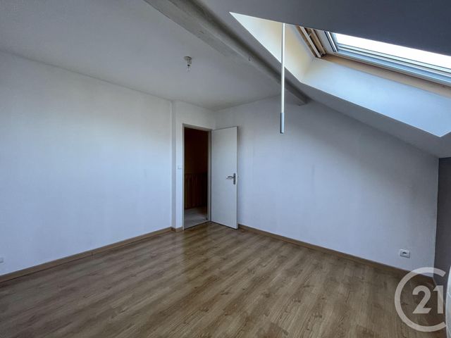 Appartement F4 &agrave; louer - 4 pi&egrave;ces - 80 m2 - Beutal - 25 - FRANCHE-COMTE