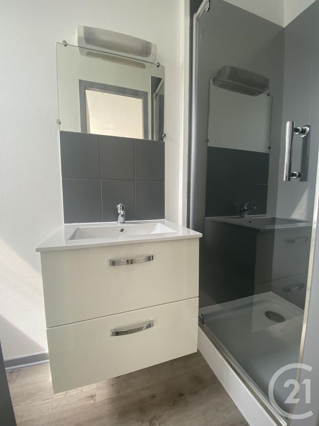Appartement Studio &agrave; louer - 1 pi&egrave;ce - 24 m2 - Sochaux - 25 - FRANCHE-COMTE