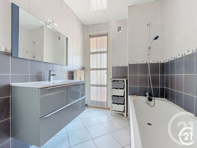 Appartement F6 &agrave; vendre - 6 pi&egrave;ces - 133,60 m2 - Montbeliard - 25 - FRANCHE-COMTE
