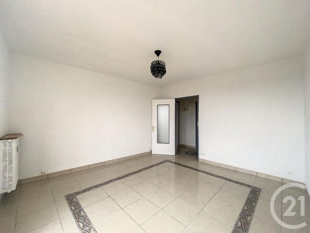 Appartement F3 &agrave; louer - 3 pi&egrave;ces - 54 m2 - Montbeliard - 25 - FRANCHE-COMTE