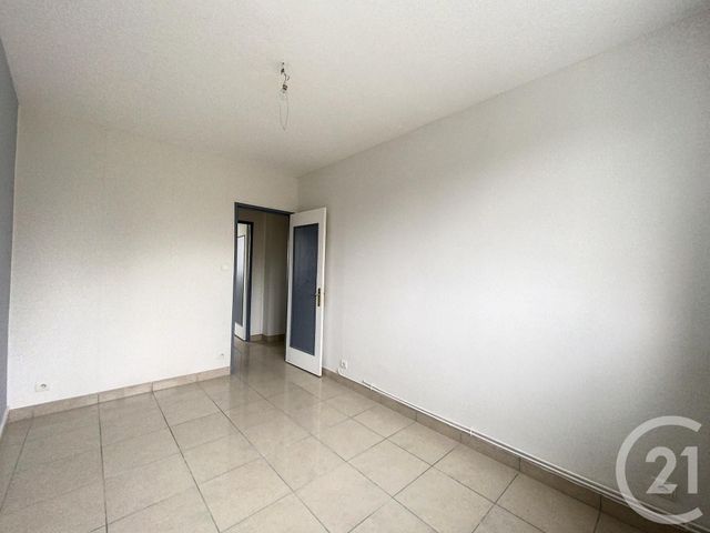 Appartement F3 &agrave; louer - 3 pi&egrave;ces - 54 m2 - Montbeliard - 25 - FRANCHE-COMTE