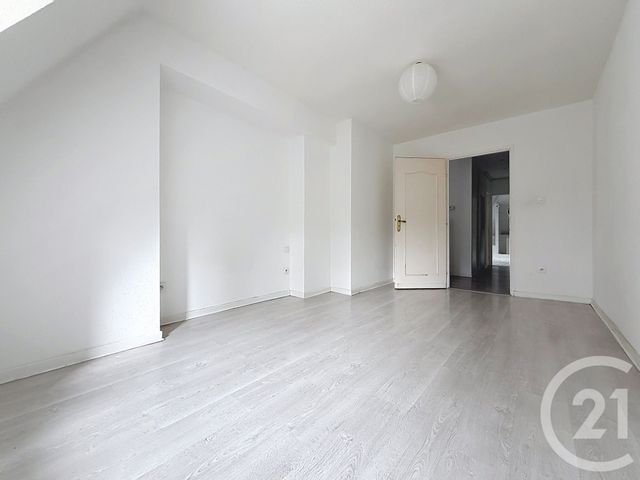 Appartement F3 &agrave; louer - 3 pi&egrave;ces - 80 m2 - Seloncourt - 25 - FRANCHE-COMTE