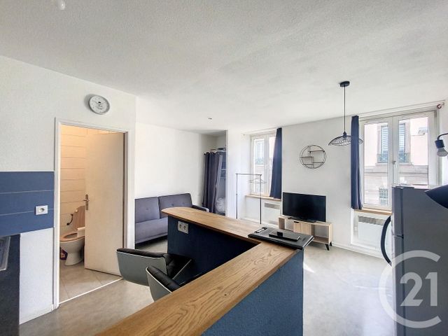 Appartement F1 &agrave; louer - 1 pi&egrave;ce - 24 m2 - Montbeliard - 25 - FRANCHE-COMTE