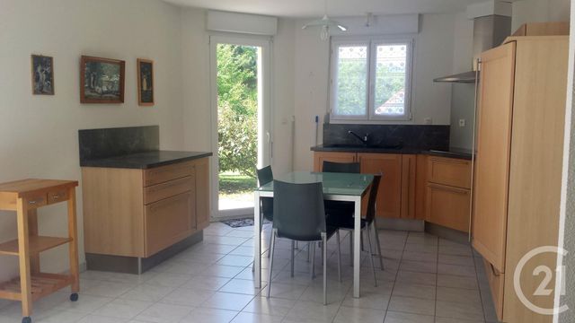 Maison &agrave; louer - 5 pi&egrave;ces - 104 m2 - Autechaux Roide - 25 - FRANCHE-COMTE