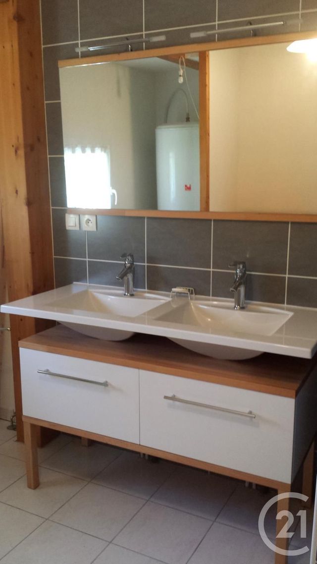 Maison &agrave; louer - 5 pi&egrave;ces - 104 m2 - Autechaux Roide - 25 - FRANCHE-COMTE