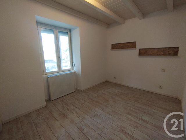 Appartement F2 &agrave; louer - 2 pi&egrave;ces - 42,15 m2 - Seloncourt - 25 - FRANCHE-COMTE