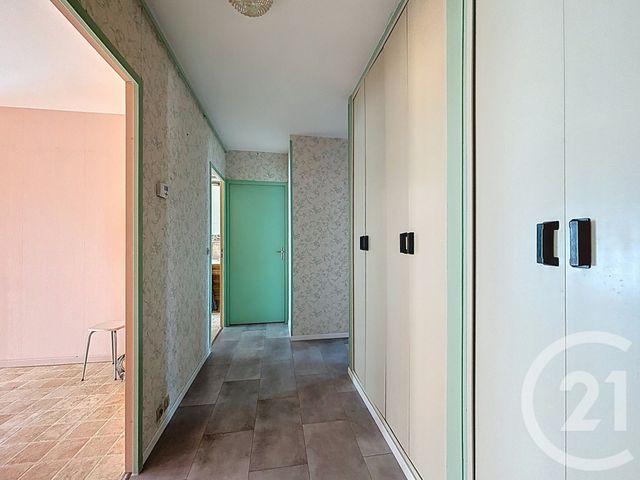 Appartement F5 &agrave; vendre - 5 pi&egrave;ces - 87,19 m2 - Sochaux - 25 - FRANCHE-COMTE