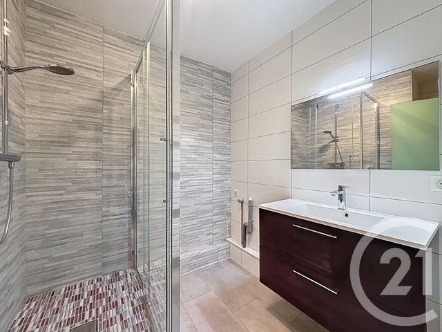 Appartement F5 &agrave; vendre - 5 pi&egrave;ces - 87,19 m2 - Sochaux - 25 - FRANCHE-COMTE