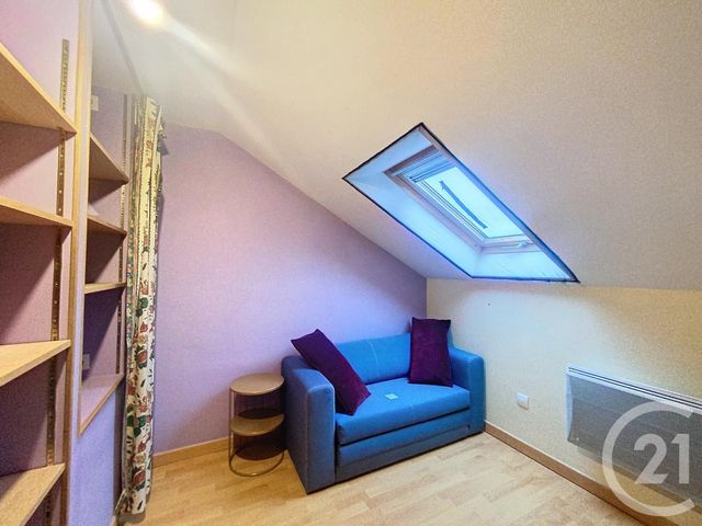 Appartement F4 &agrave; louer - 4 pi&egrave;ces - 65,30 m2 - Montbeliard - 25 - FRANCHE-COMTE