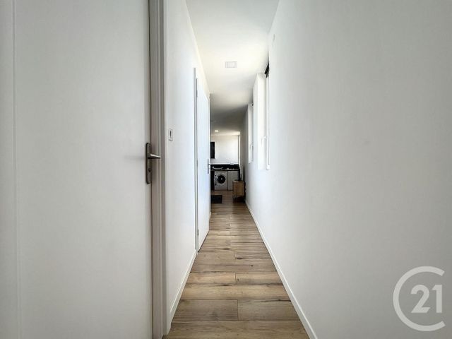 Appartement F1 &agrave; louer - 1 pi&egrave;ce - 30 m2 - Montbeliard - 25 - FRANCHE-COMTE