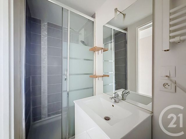 Appartement F2 &agrave; louer - 2 pi&egrave;ces - 42,50 m2 - Seloncourt - 25 - FRANCHE-COMTE