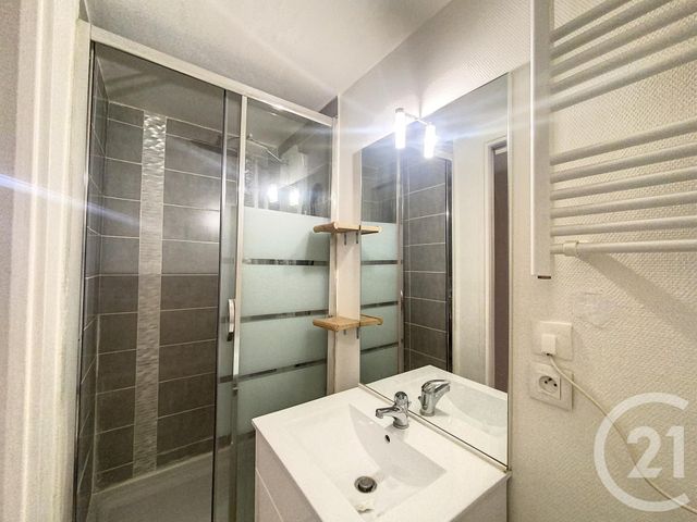 Appartement F2 &agrave; louer - 2 pi&egrave;ces - 42,50 m2 - Seloncourt - 25 - FRANCHE-COMTE