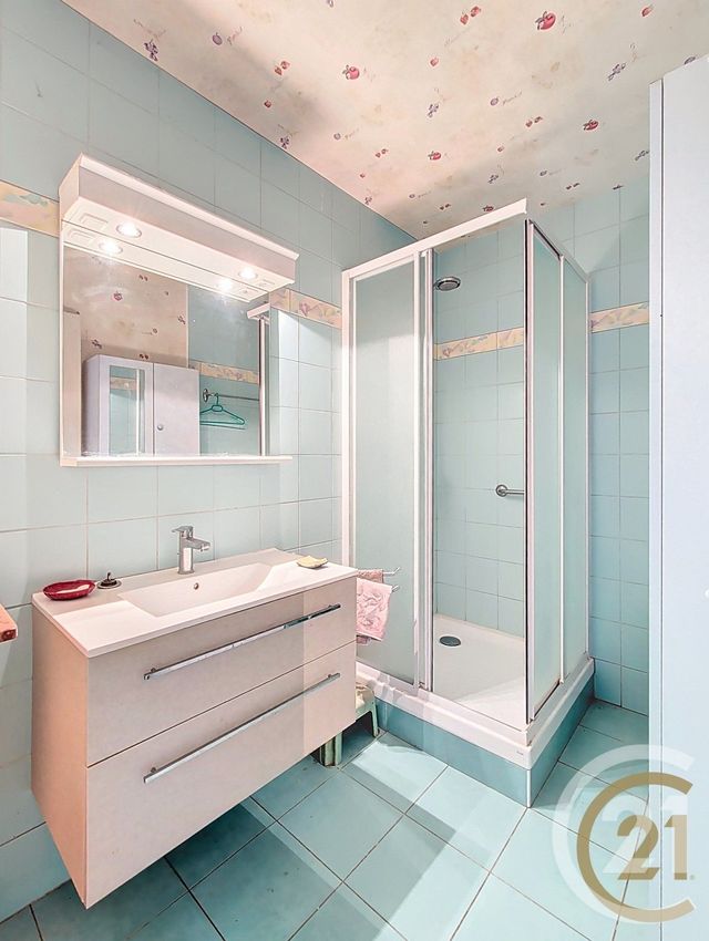 Appartement F5 &agrave; vendre - 5 pi&egrave;ces - 94,45 m2 - Montbeliard - 25 - FRANCHE-COMTE