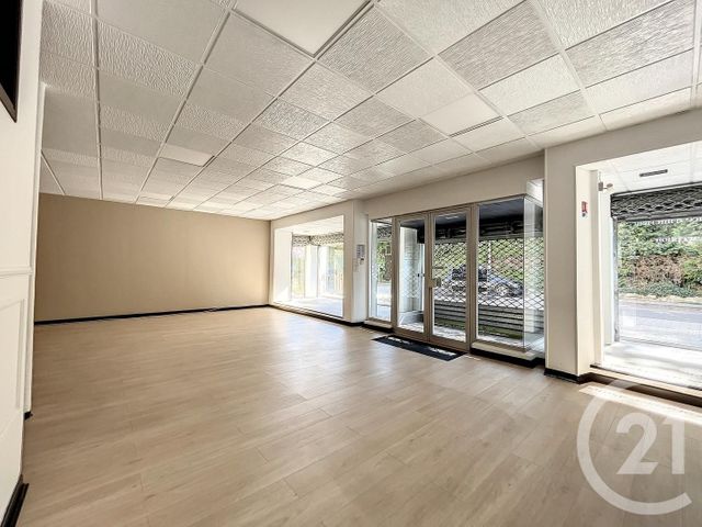 Appartement Local &agrave; louer - 3 pi&egrave;ces - 127 m2 - Audincourt - 25 - FRANCHE-COMTE