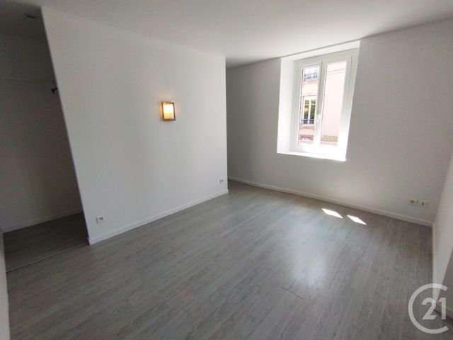 Appartement F2 &agrave; louer - 2 pi&egrave;ces - 47 m2 - Montbeliard - 25 - FRANCHE-COMTE