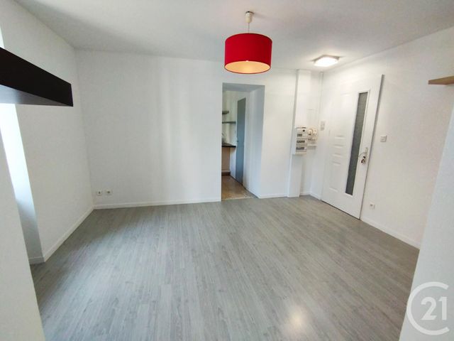Appartement F2 &agrave; louer - 2 pi&egrave;ces - 47 m2 - Montbeliard - 25 - FRANCHE-COMTE