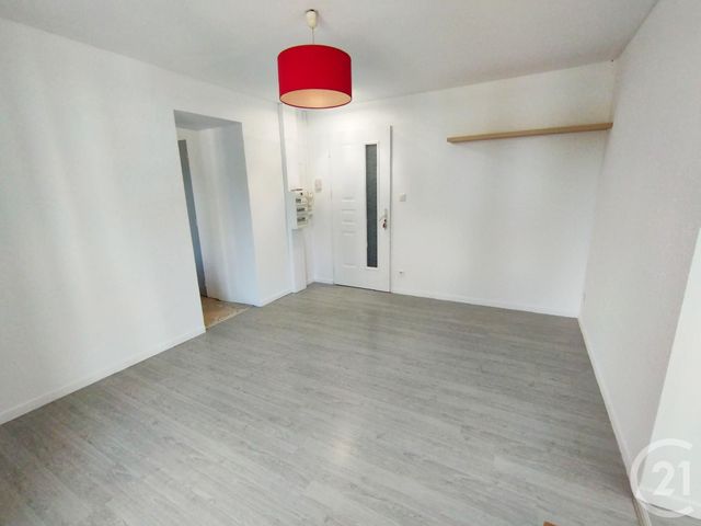 Appartement F2 &agrave; louer - 2 pi&egrave;ces - 47 m2 - Montbeliard - 25 - FRANCHE-COMTE