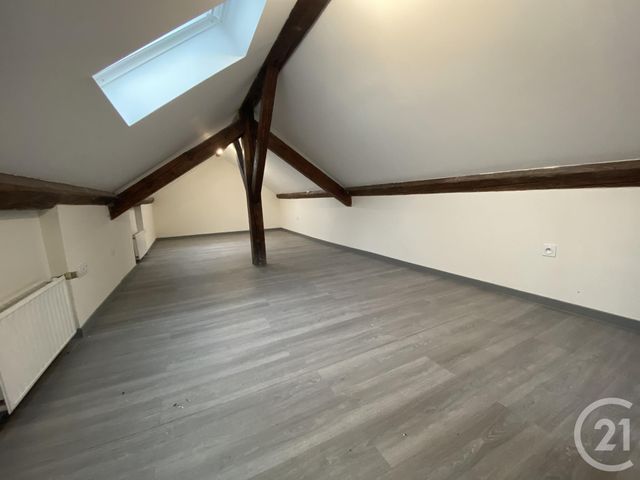 Appartement F3 &agrave; louer - 4 pi&egrave;ces - 78 m2 - Ste Suzanne - 25 - FRANCHE-COMTE