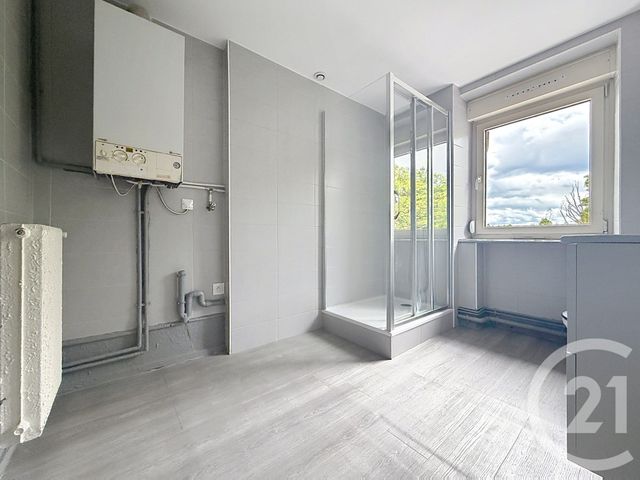Appartement F3 &agrave; louer - 4 pi&egrave;ces - 78 m2 - Ste Suzanne - 25 - FRANCHE-COMTE