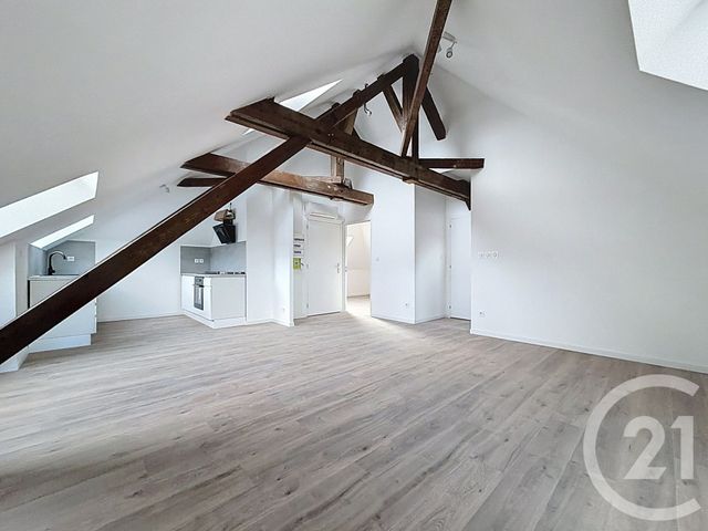 Appartement F3 &agrave; louer - 3 pi&egrave;ces - 70 m2 - Herimoncourt - 25 - FRANCHE-COMTE