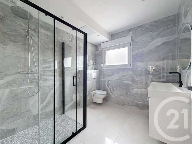 Maison &agrave; louer - 3 pi&egrave;ces - 80,93 m2 - Grand Charmont - 25 - FRANCHE-COMTE