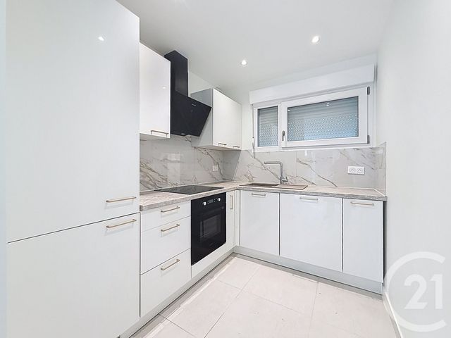 Maison &agrave; louer - 3 pi&egrave;ces - 80,93 m2 - Grand Charmont - 25 - FRANCHE-COMTE