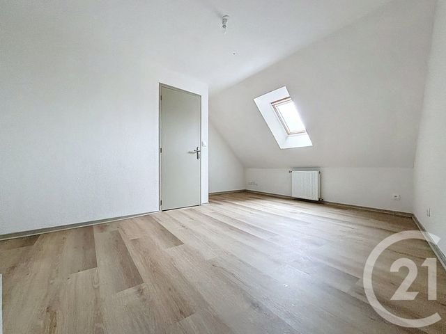 Appartement F4 &agrave; louer - 4 pi&egrave;ces - 114 m2 - Hericourt - 70 - FRANCHE-COMTE