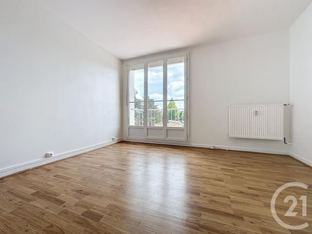 Appartement F3 &agrave; louer - 3 pi&egrave;ces - 55 m2 - Montbeliard - 25 - FRANCHE-COMTE
