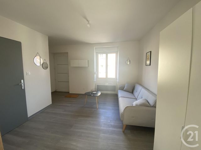 Appartement Studio &agrave; louer - 1 pi&egrave;ce - 24 m2 - Ste Suzanne - 25 - FRANCHE-COMTE