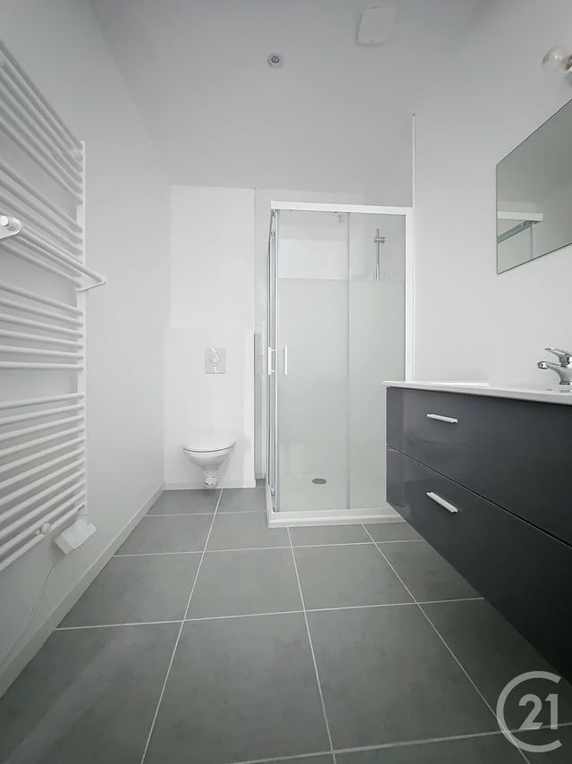 Appartement F3 &agrave; louer - 3 pi&egrave;ces - 58 m2 - Belfort - 90 - FRANCHE-COMTE