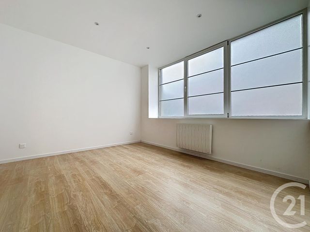 Appartement F3 &agrave; louer - 3 pi&egrave;ces - 58 m2 - Belfort - 90 - FRANCHE-COMTE