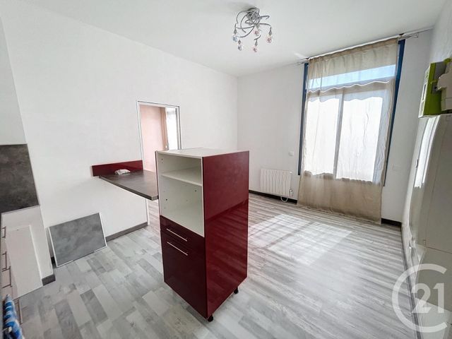 Appartement T2 &agrave; louer - 2 pi&egrave;ces - 30 m2 - Montbeliard - 25 - FRANCHE-COMTE