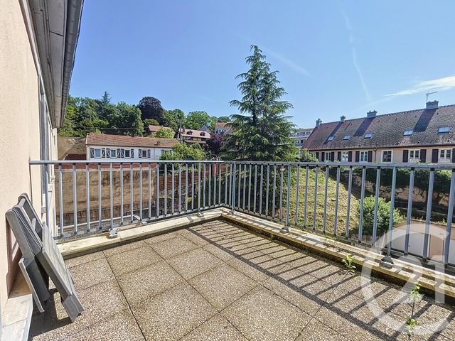 Appartement T2 &agrave; louer - 2 pi&egrave;ces - 30 m2 - Montbeliard - 25 - FRANCHE-COMTE