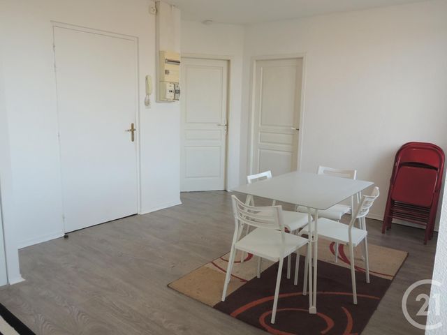 Appartement F2 &agrave; louer - 3 pi&egrave;ces - 40,98 m2 - Couthenans - 70 - FRANCHE-COMTE